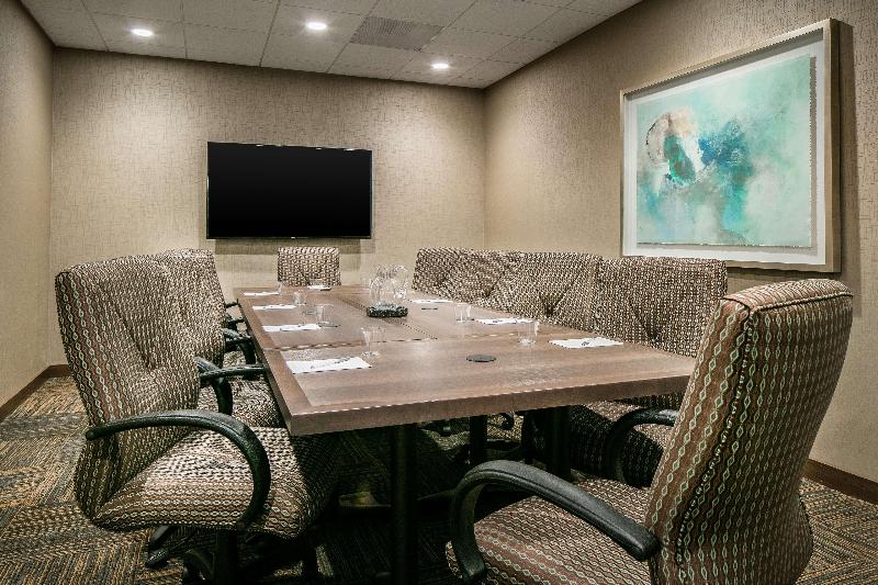 Отель Hampton Inn & Suites Mason City