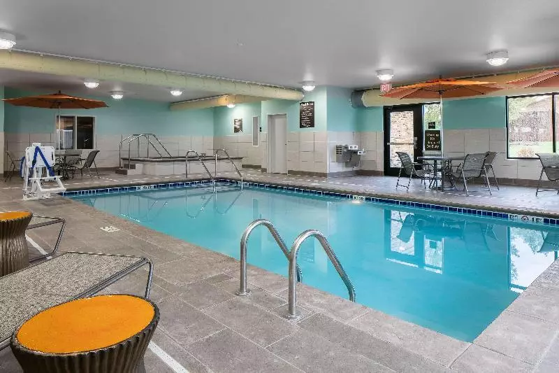 ホテル Hampton Inn & Suites Mason City