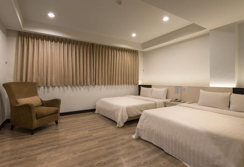 هتل Lotus Yuan Business