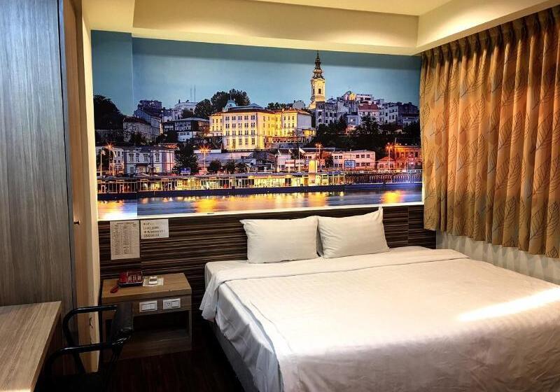 هتل Lotus Yuan Business