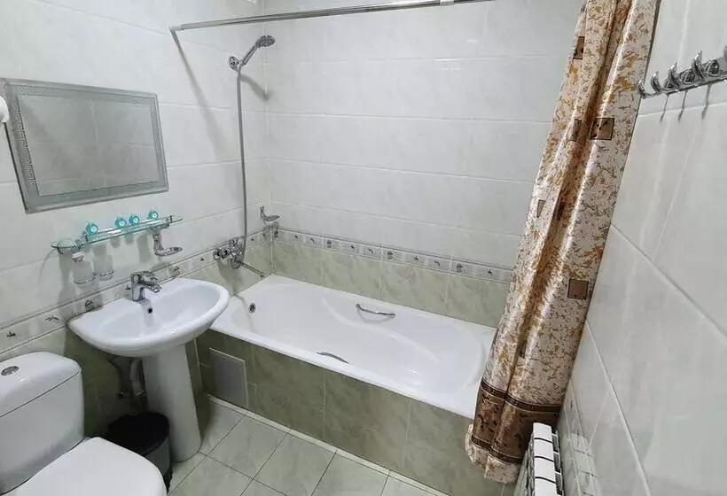 Sarbon Hotel Tashkent