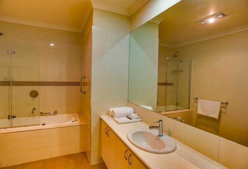 מוטל Murray Waters Motor Inn & Apartments