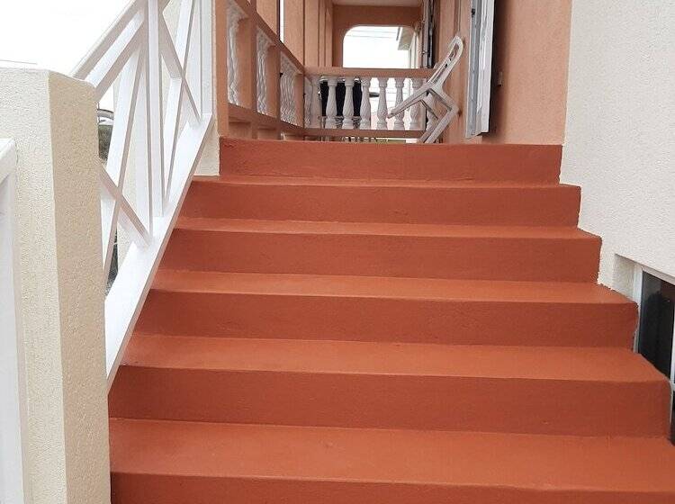 The Terraces At Mangrove