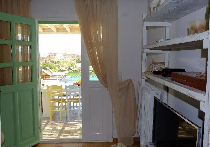 Valea Villa Naxos