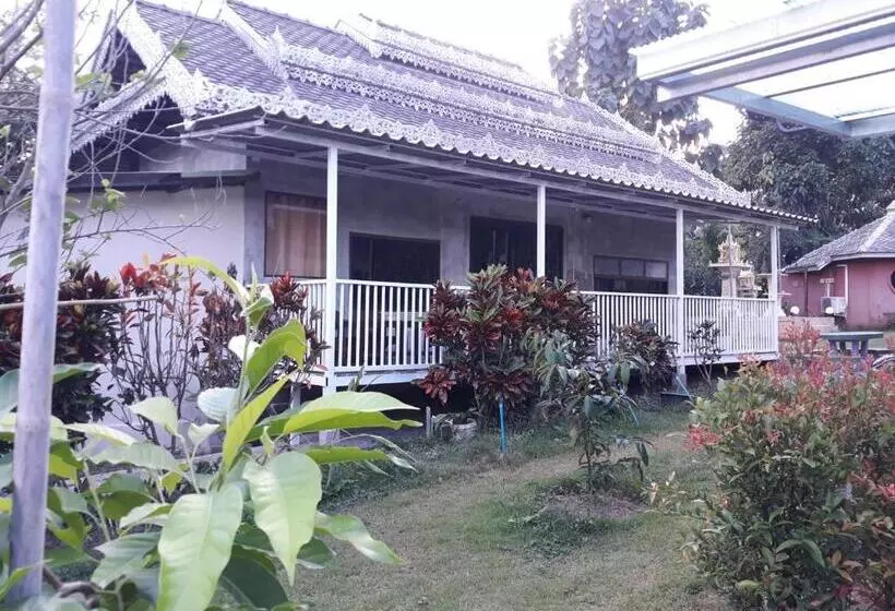Retkeilymaja ปอ อา ยอ รีสอร์ท
