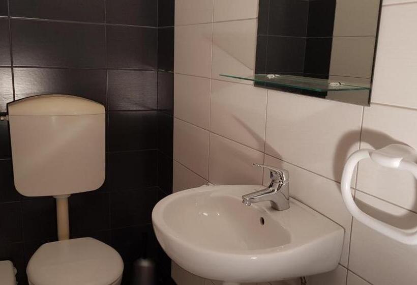 پانسیون Guest House Nova