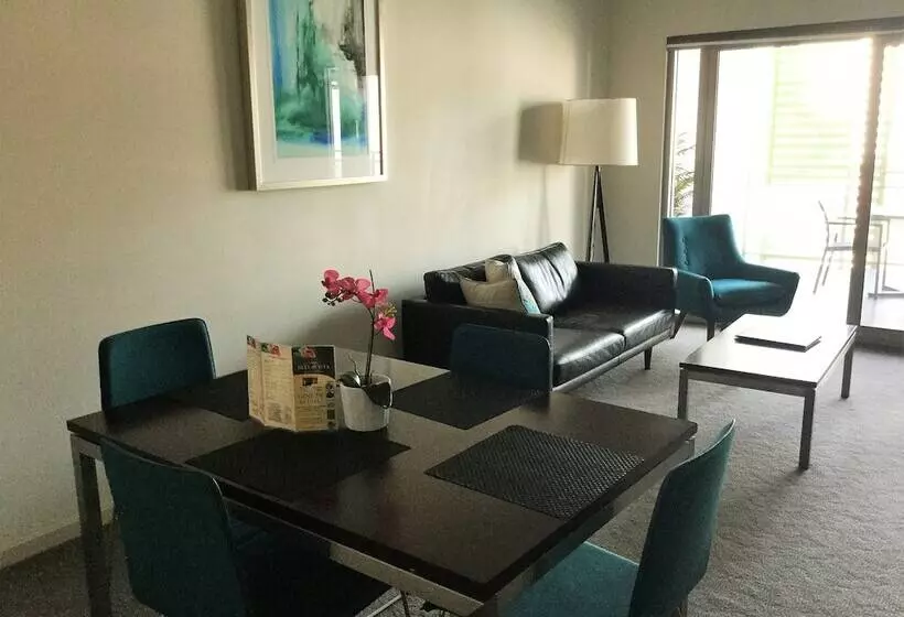 Baileys Serviced Apartments