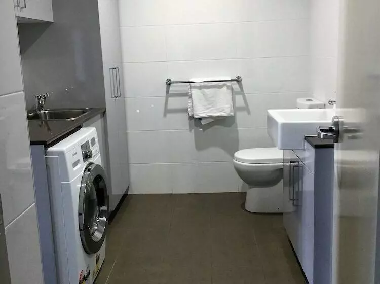 Baileys Serviced Apartments