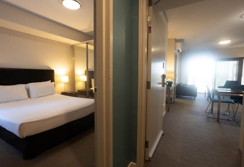 Baileys Serviced Apartments