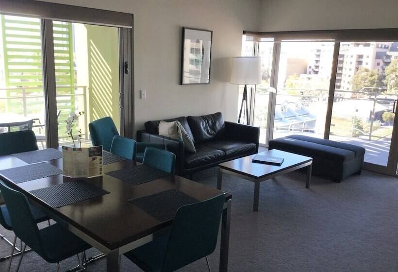 Baileys Serviced Apartments