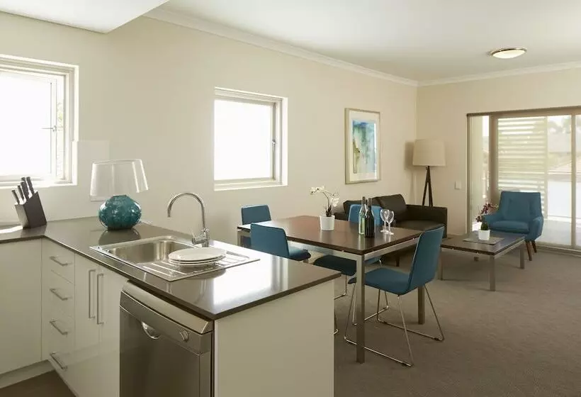 Baileys Serviced Apartments