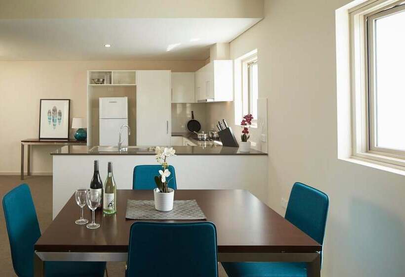 Baileys Serviced Apartments