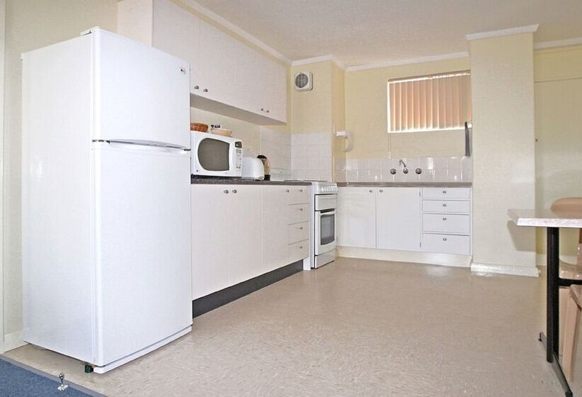 Como Apartments   Geraldton