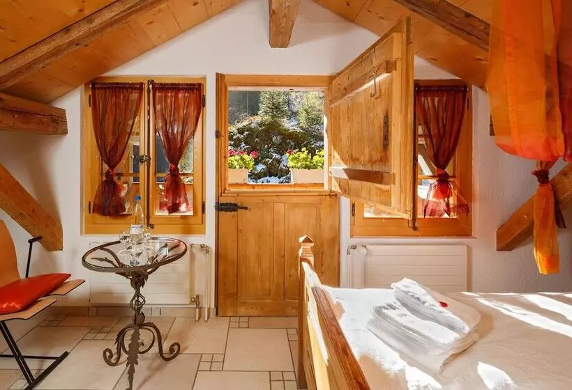 Griesalp Hotels