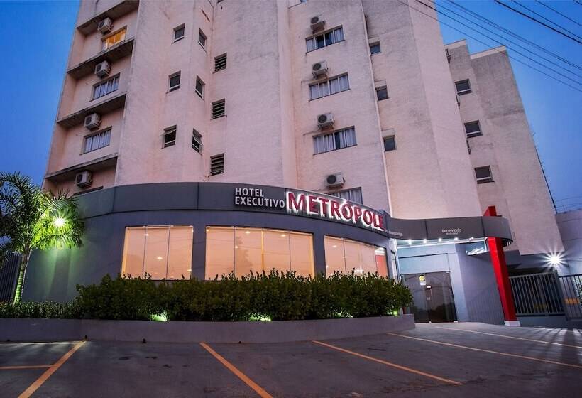 בית מלון כפרי Metropole Paulinia