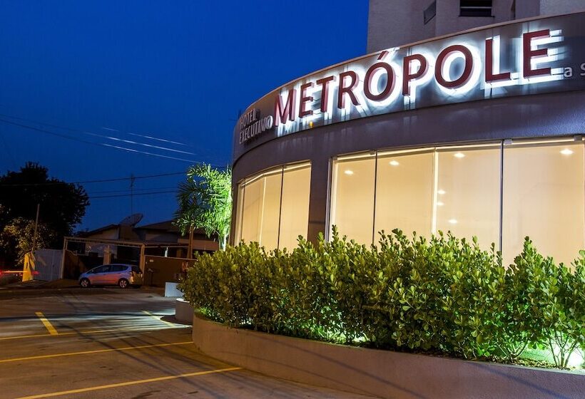 בית מלון כפרי Metropole Paulinia