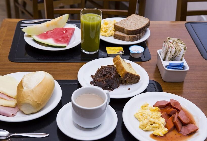 בית מלון כפרי Metropole Paulinia