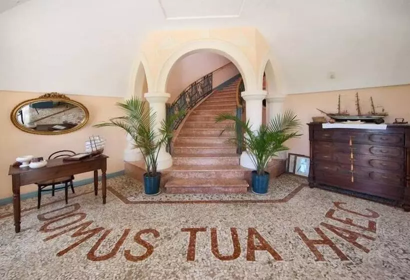 ホテル Villa Raffaella