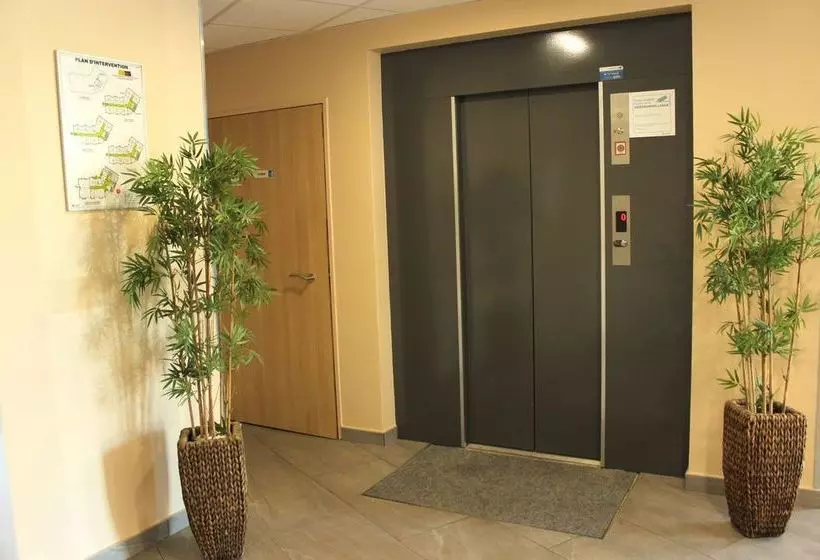 Wink Hotel Juvisy