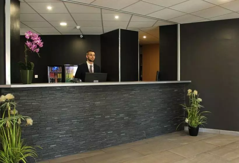 Wink Hotel Juvisy