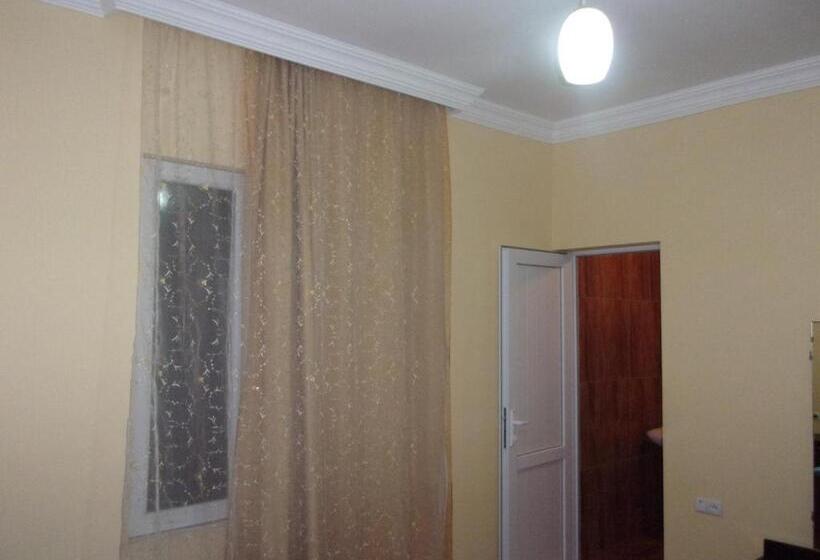 هاستل Guest House 293