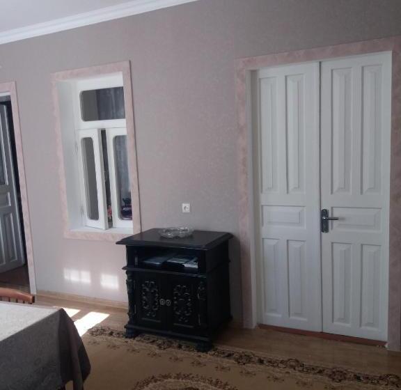 هاستل Guest House Darejani