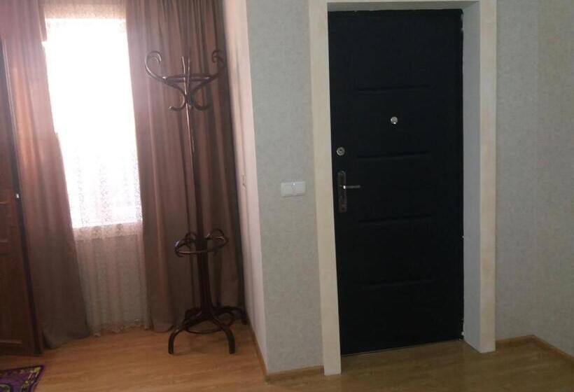 هاستل Guest House Darejani