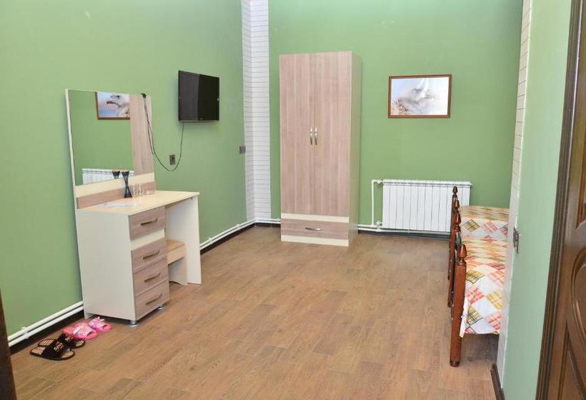 تختخواب و صبحانه Sheki Panorama Guest House