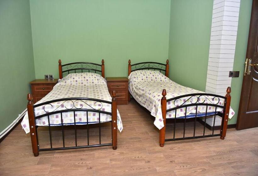 تختخواب و صبحانه Sheki Panorama Guest House