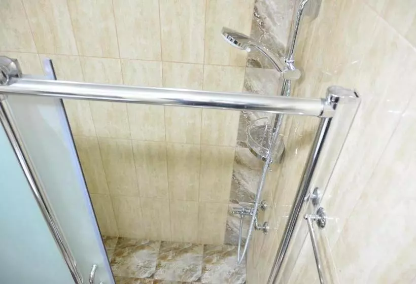 تختخواب و صبحانه Sheki Panorama Guest House