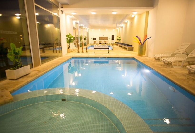 Colonia West Hotel   All Inclusive