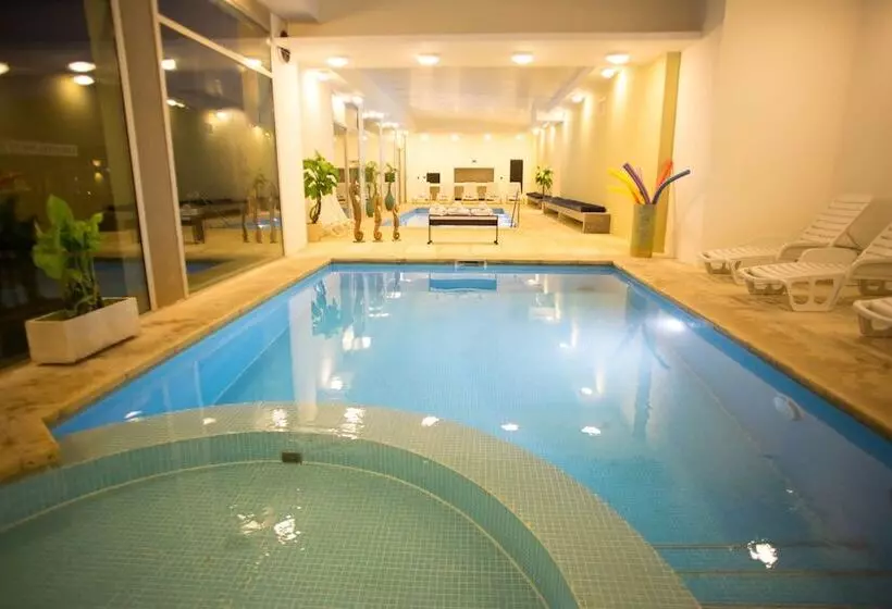 Colonia West Hotel   All Inclusive