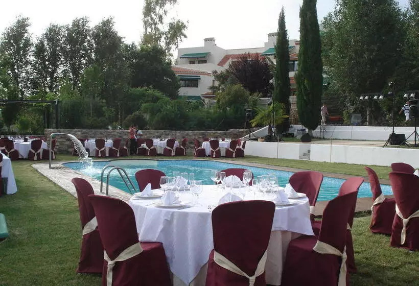 Hotel Amalurra Granada