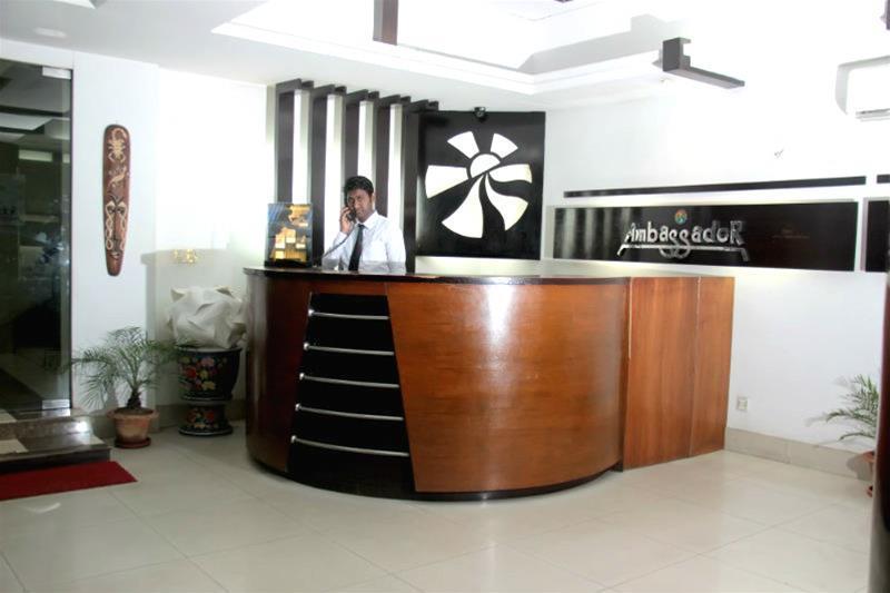هتل Ambassador Residency