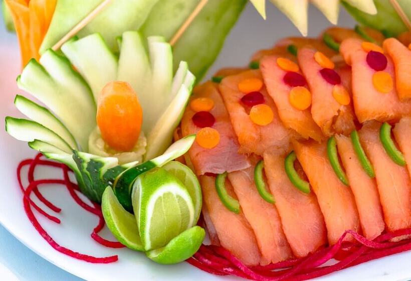 هتل Kaliko Beach Club All Inclusive Resort