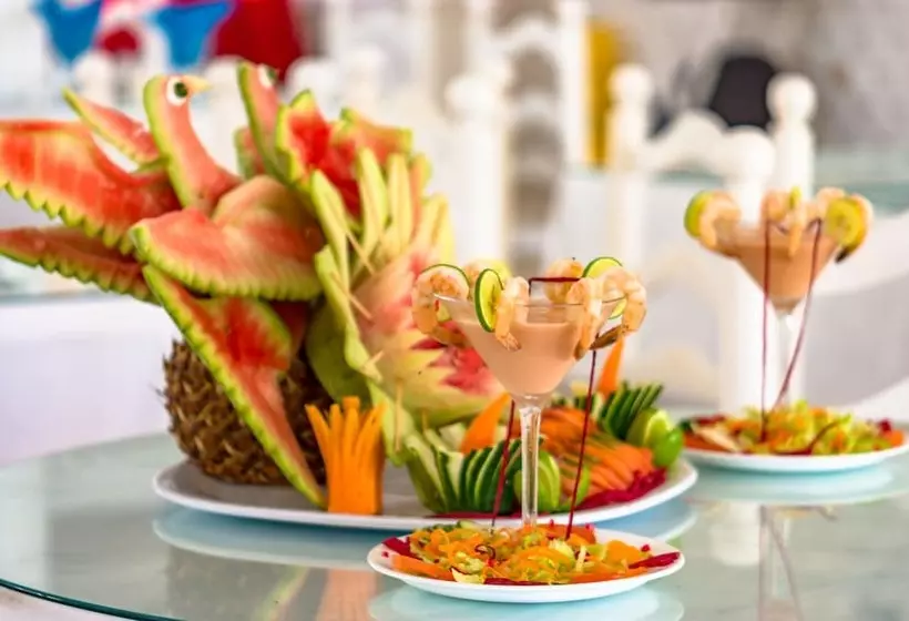 هتل Kaliko Beach Club   All Inclusive Resort