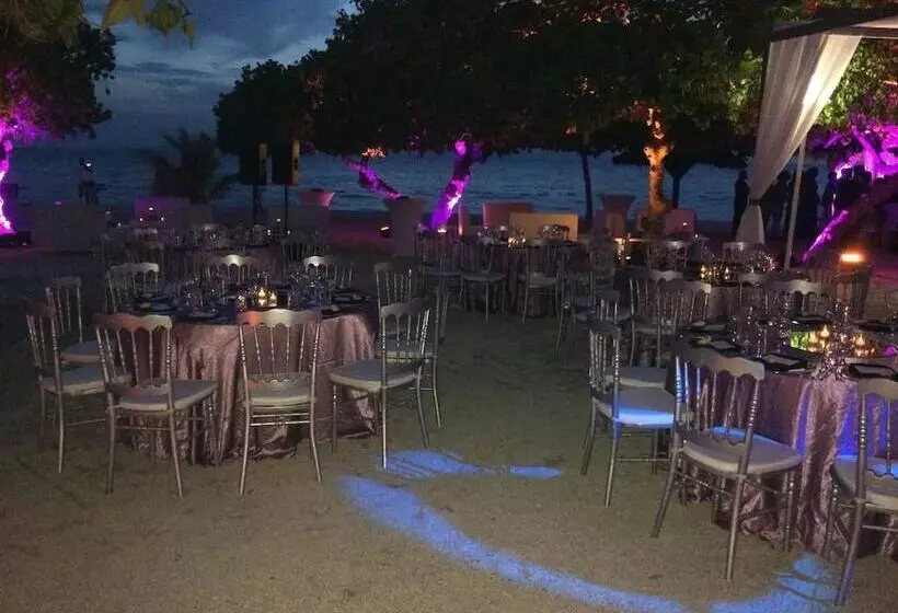 هتل Kaliko Beach Club   All Inclusive Resort