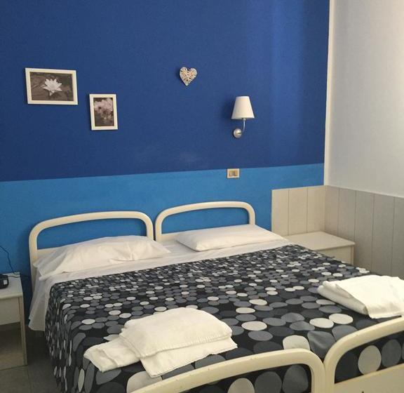 Отель Mediterraneo Rooms Cecina