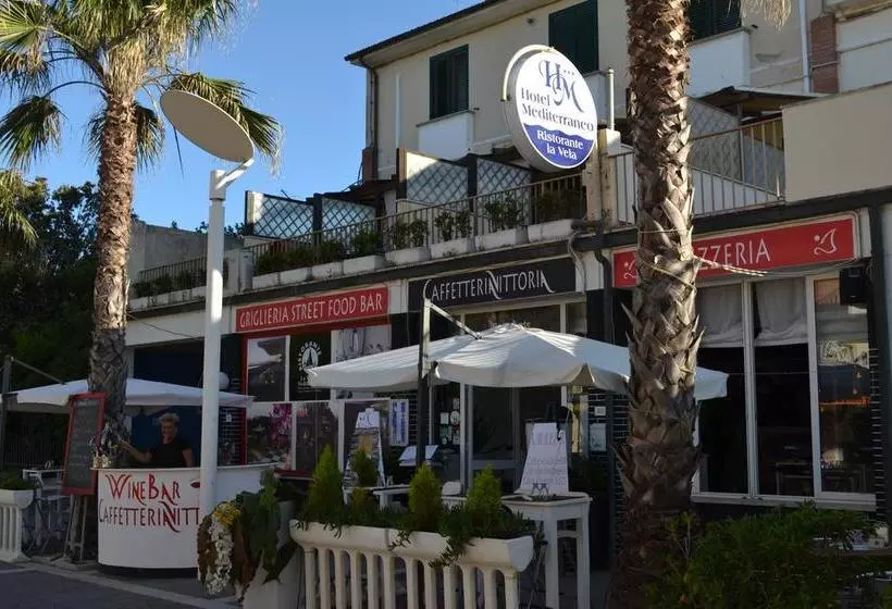 ホテル Mediterraneo Rooms Cecina