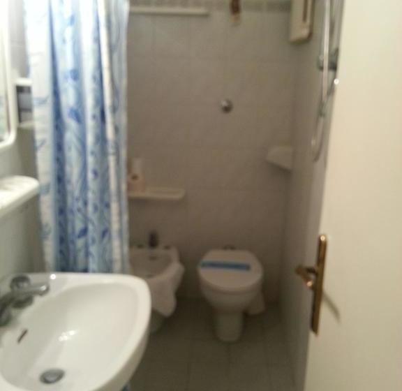 Отель Mediterraneo Rooms Cecina