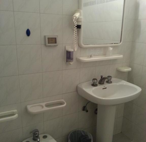 Отель Mediterraneo Rooms Cecina