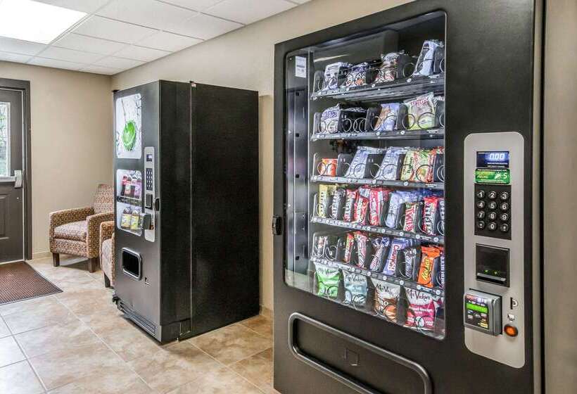 Отель Suburban Studios Washington, Pa