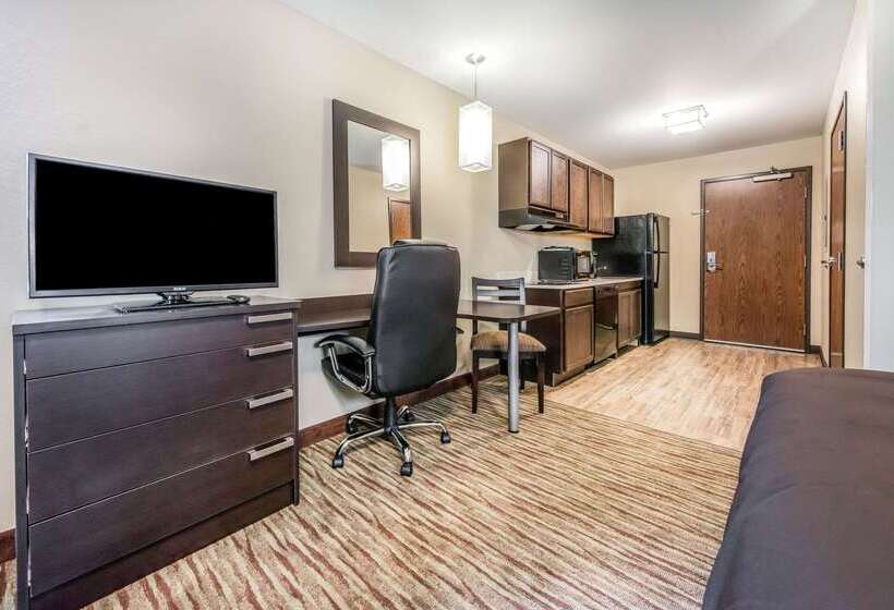 Отель Suburban Studios Washington, Pa