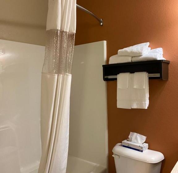 Отель Suburban Studios Washington, Pa