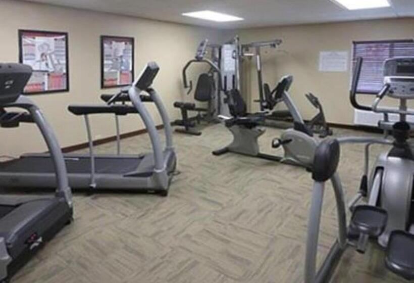 Отель Suburban Studios Washington, Pa