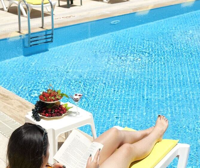 בית מלון כפרי Asmira Royal