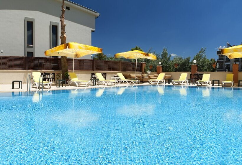 בית מלון כפרי Asmira Royal