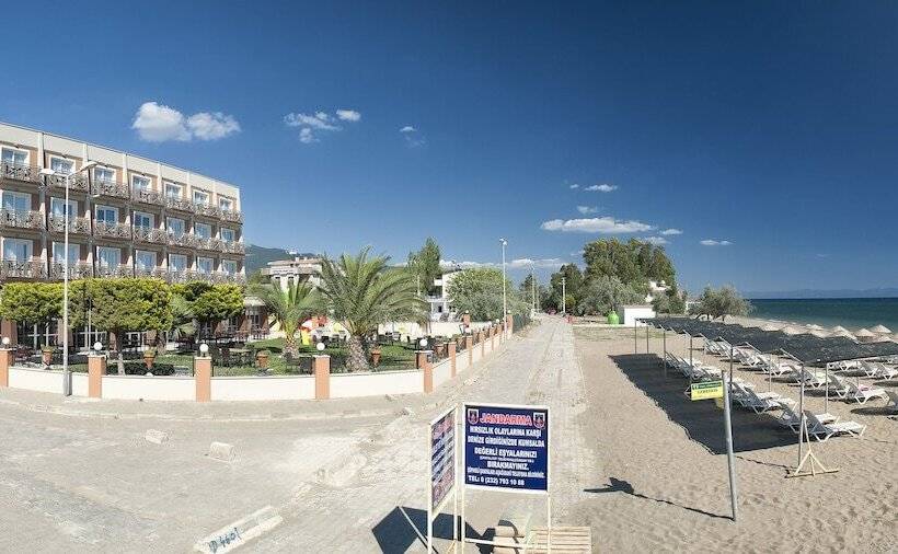 בית מלון כפרי Asmira Royal