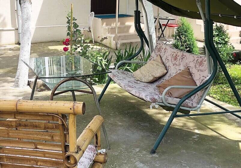 هتل Batumi Summer