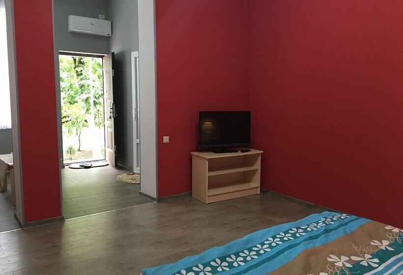 هتل Batumi Summer